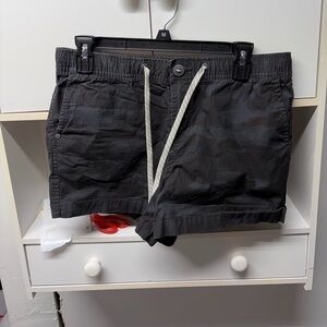 Vuori ripstop women’s camo shorts